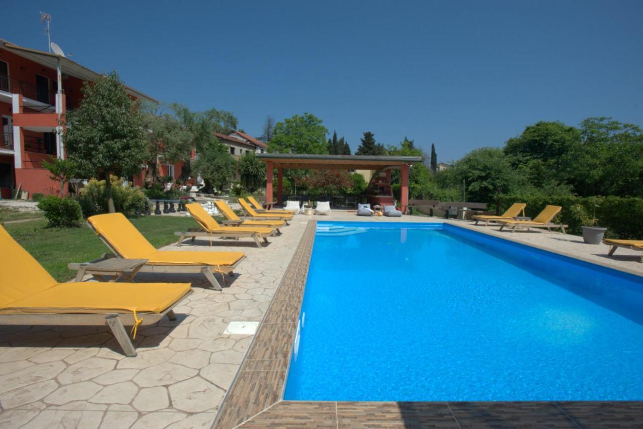 Ilias Apartments 입소스 외부 사진